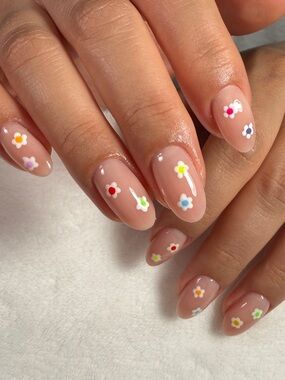 Custom gel press-on nails made by artisan set